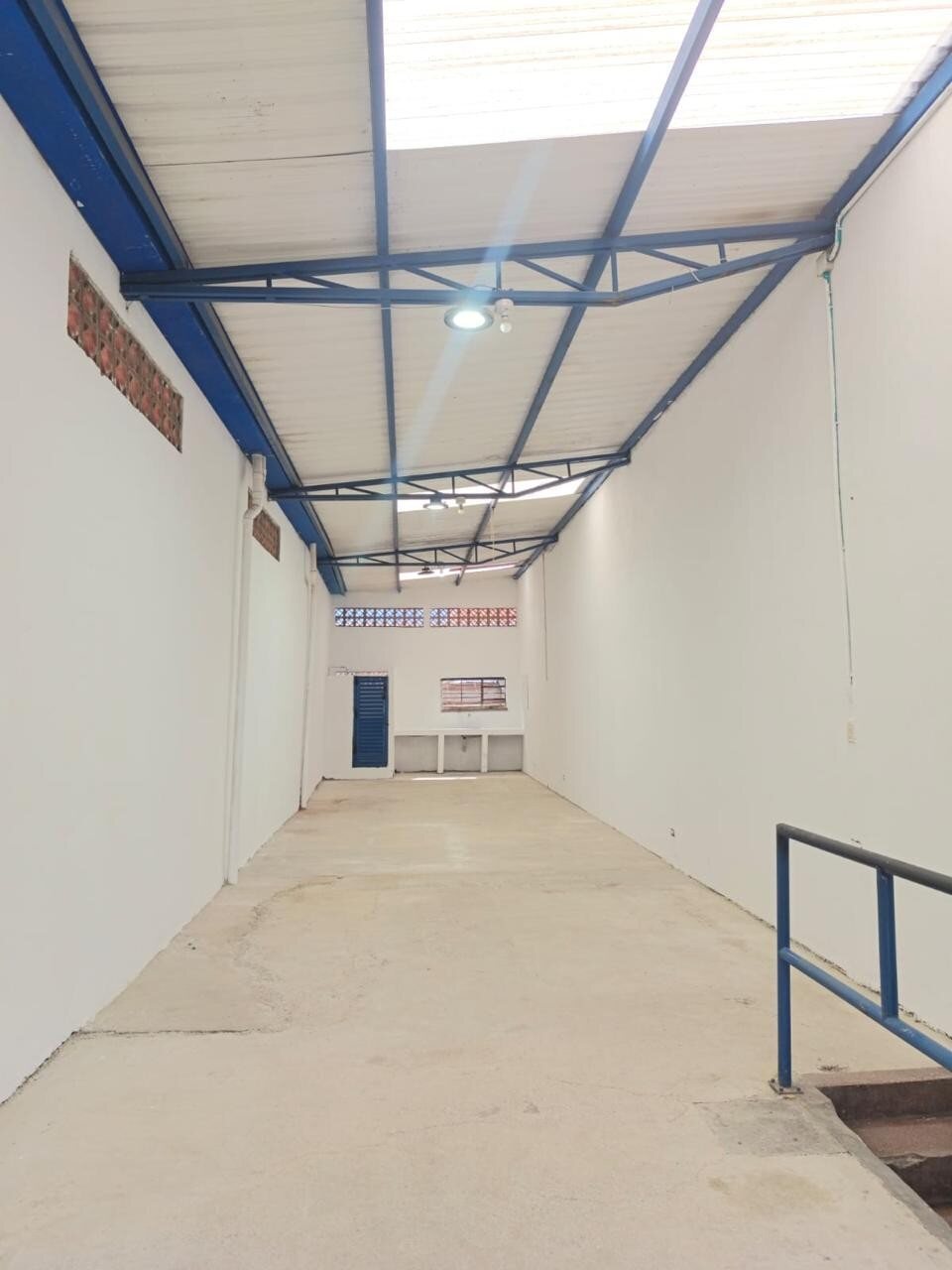 Bodega en arriendo en Laureles, Medellín